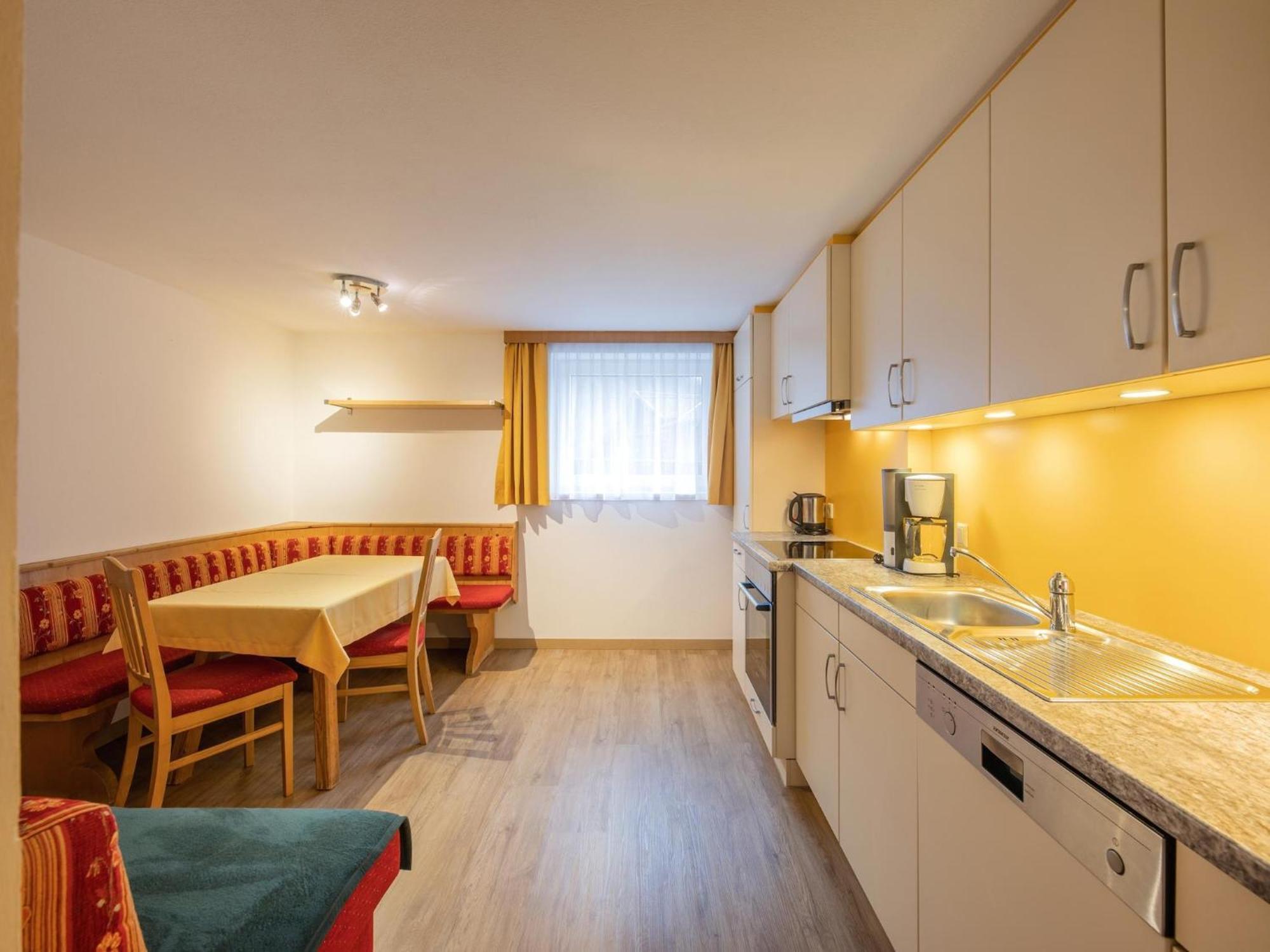 Flat With Sep Entrance On Ground Floor In Neustift Apartment Neustift im Stubaital Exterior photo